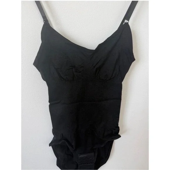 Women's Shapewear Bodysuit – Black – Size large – NWOT - Picture 2 of 3